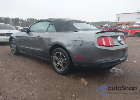 2010 Ford Mustang V6/V6 Premium z USA, uszkodzony, nr VIN 1ZVBP8EN7A5107670